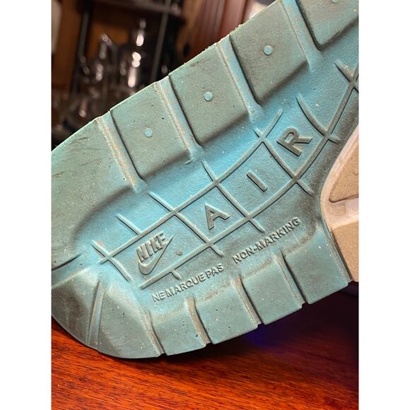 NIKE Air Max 1 Have a Nike day Multicolor YOUTH 7 WMNS 8.5 EUC Smiley toe charms - Picture 16 of 16